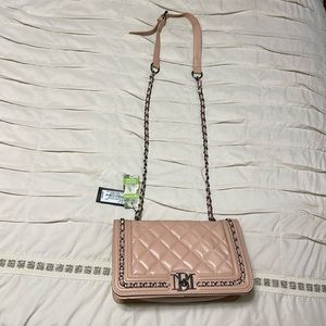 Badgely Mischa Crossbody purse